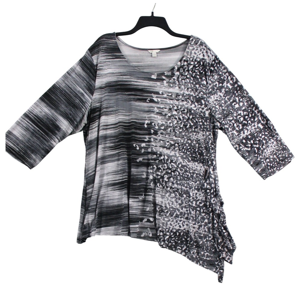 Cato Womens Plus Size 22/24W Abstract Print Asymmetric Hem 3/4 Sleeve Top Black‎